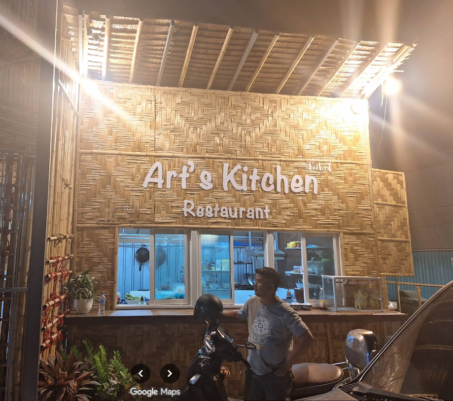 thai restaurant in Bang Tao Beach Phuket